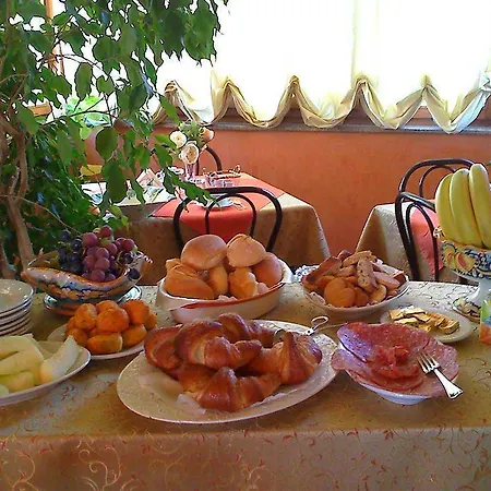 Marchese Sala Oda ve Kahvaltı Agrigento