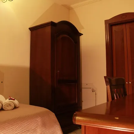 Oda ve Kahvaltı Marchese Sala